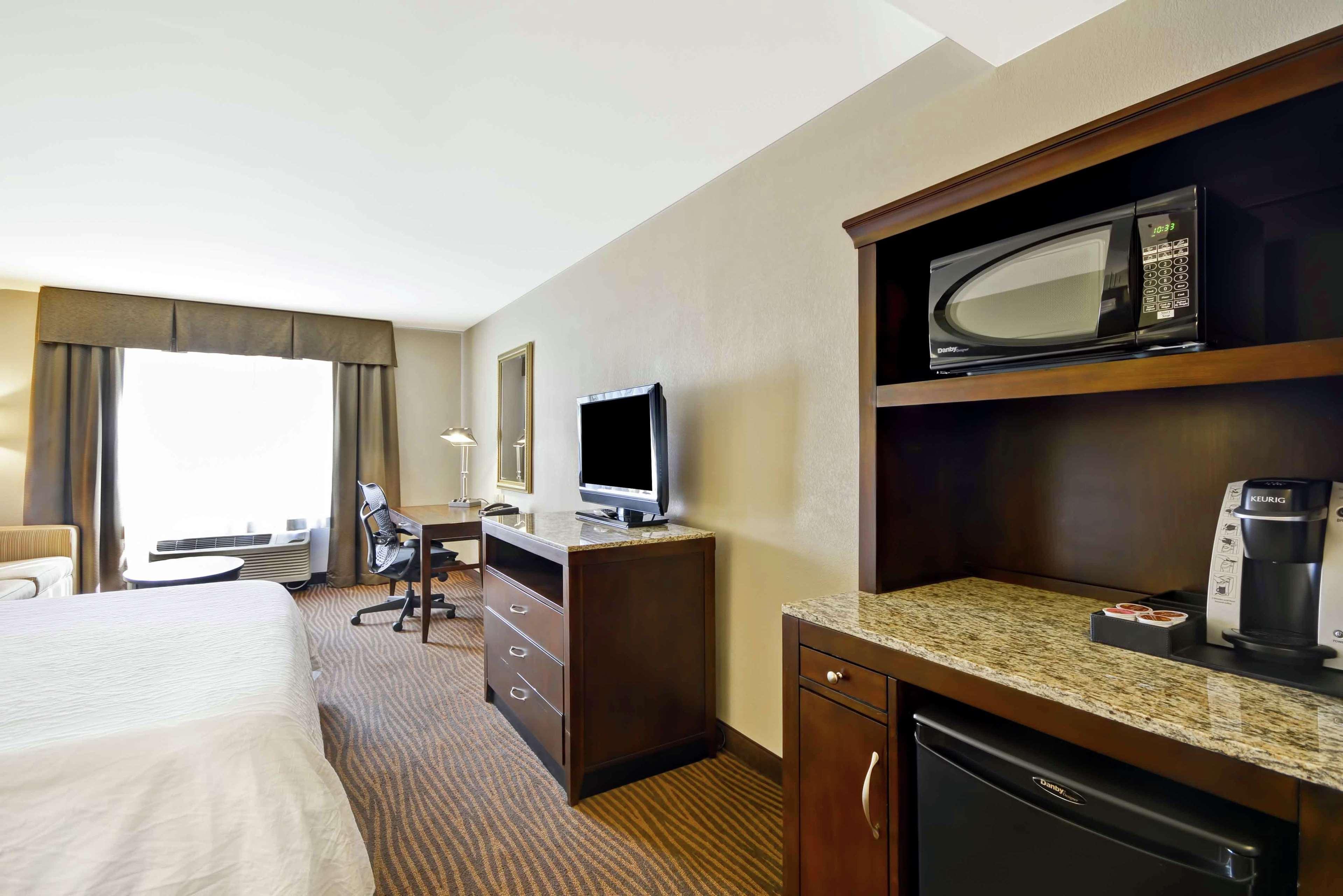 Hilton Garden Inn Fort Myers Exterior foto