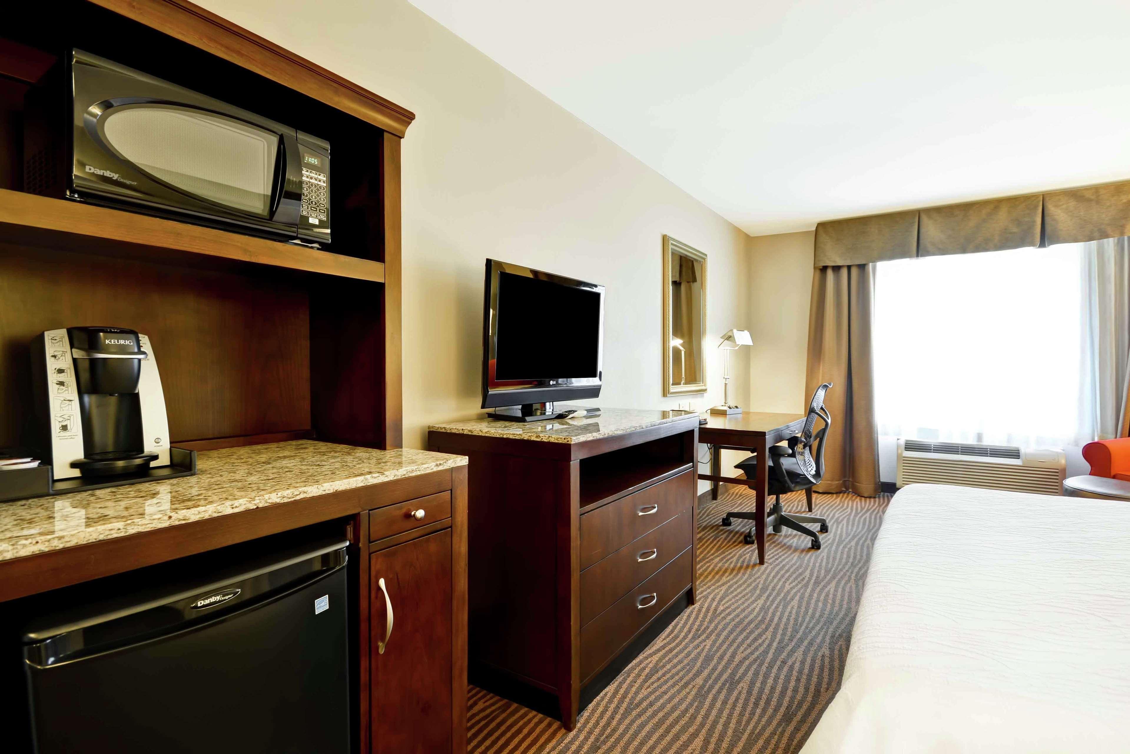 Hilton Garden Inn Fort Myers Exterior foto