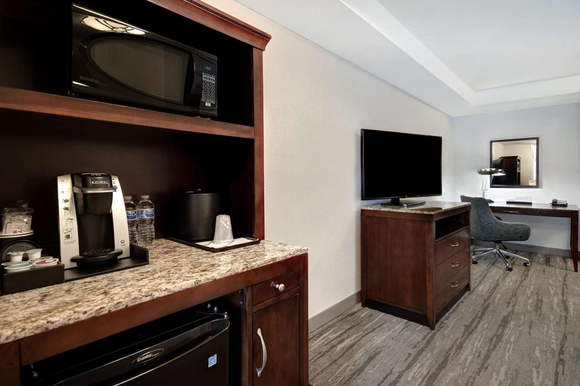 Hilton Garden Inn Fort Myers Exterior foto